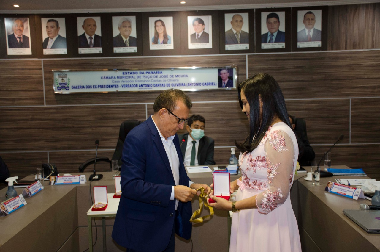 Homenagem ao dia internacional da mulher na Câmara Municipal de Poço de José de Moura (14).jpeg