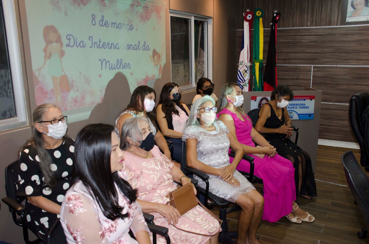 Homenagem ao dia internacional da mulher na Câmara Municipal de Poço de José de Moura (4).jpeg